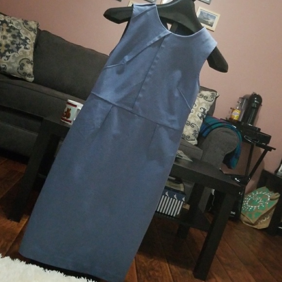 Banana Republic Sleeveless Dress - Picture 2 of 4